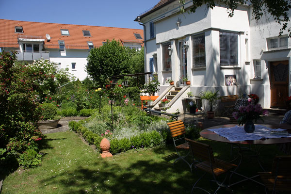 Offene Gartentüren im Klosterviertel 2013._16
