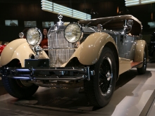 Mercedes Benz Museum_38