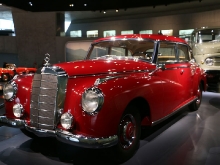 Mercedes Benz Museum_71