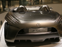 Mercedes Benz Museum_10
