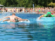 4. Badewannenrennen im Freibad Kirchheim
